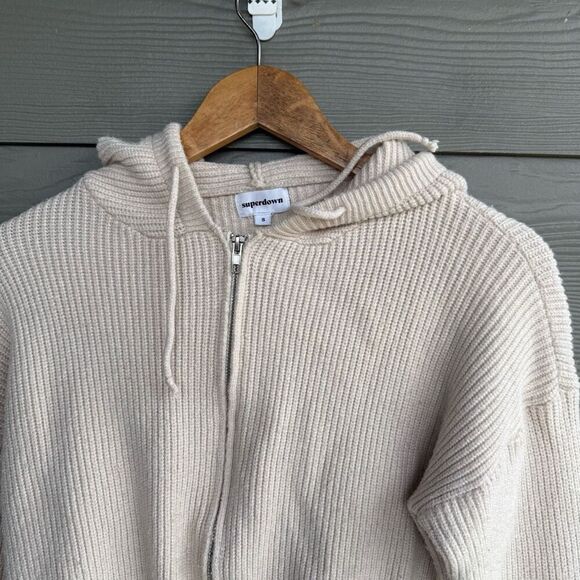 Superdown Revolve Alina distressed hip hoodie - Picture 3 of 6